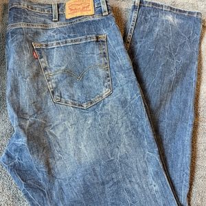 Levi 502 Distressed Denim 42x36